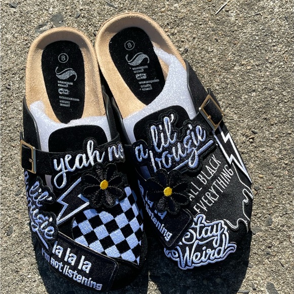 Custom Clogs - Picture 2 of 2